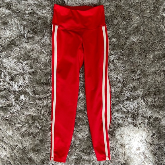 Old Navy Active girls red and white go dry high waisted pants. Size XS. Used. - Picture 7 of 8